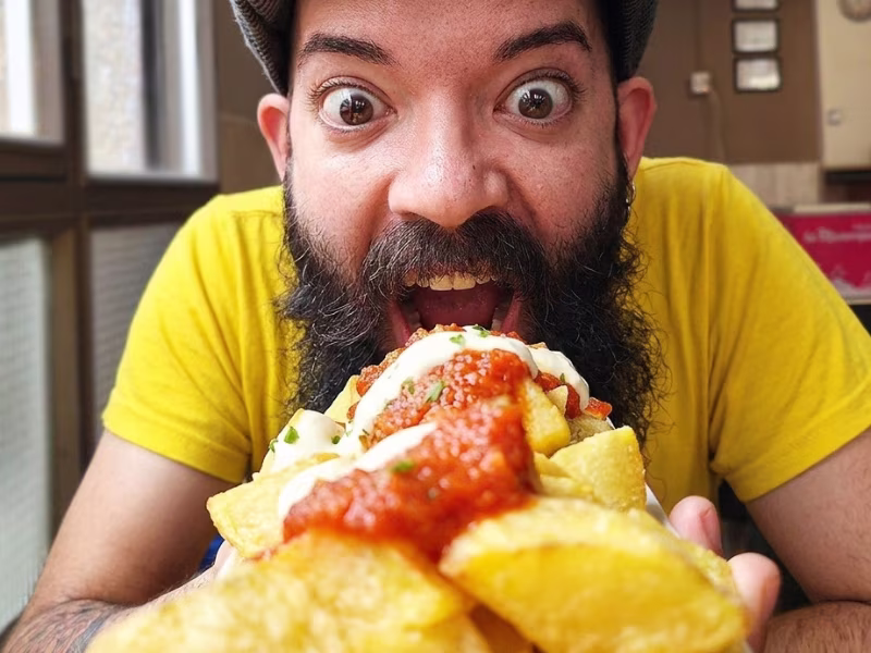 Reacción épica ante unas bravas - vayaBravas